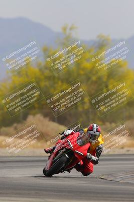 media/Apr-12-2025-Race Pace (Sat) [[9230add55f]]/Vested/1-Turn 2 (10am)/